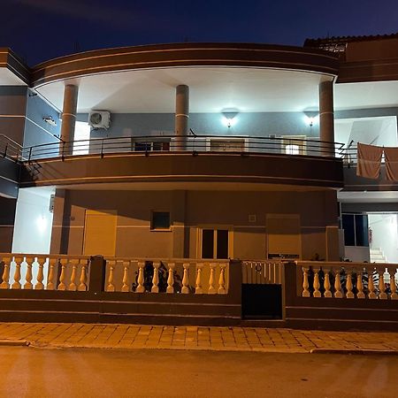 Kristeo Apartamento Vlorë Exterior foto