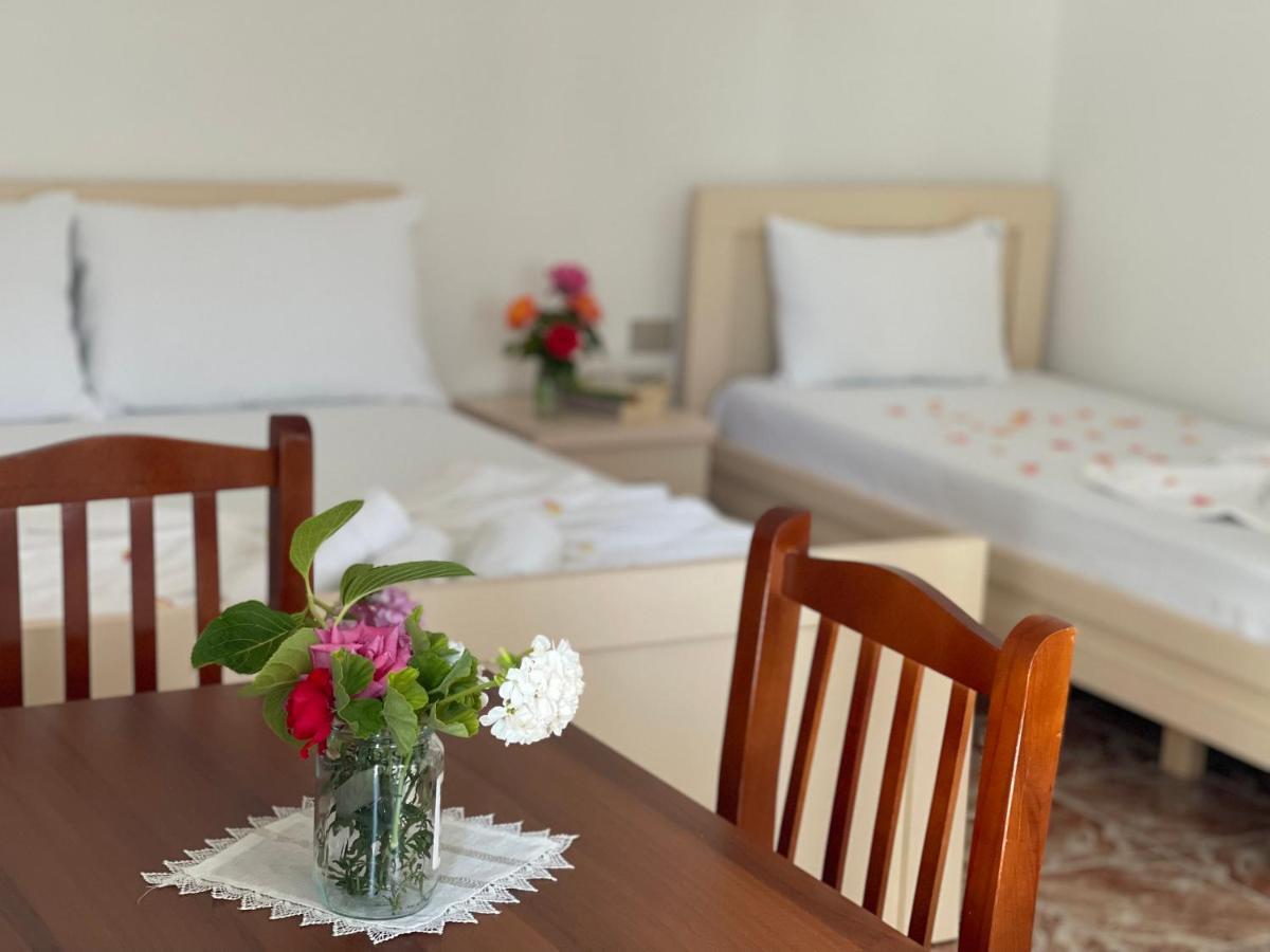 Kristeo Apartamento Vlorë Exterior foto