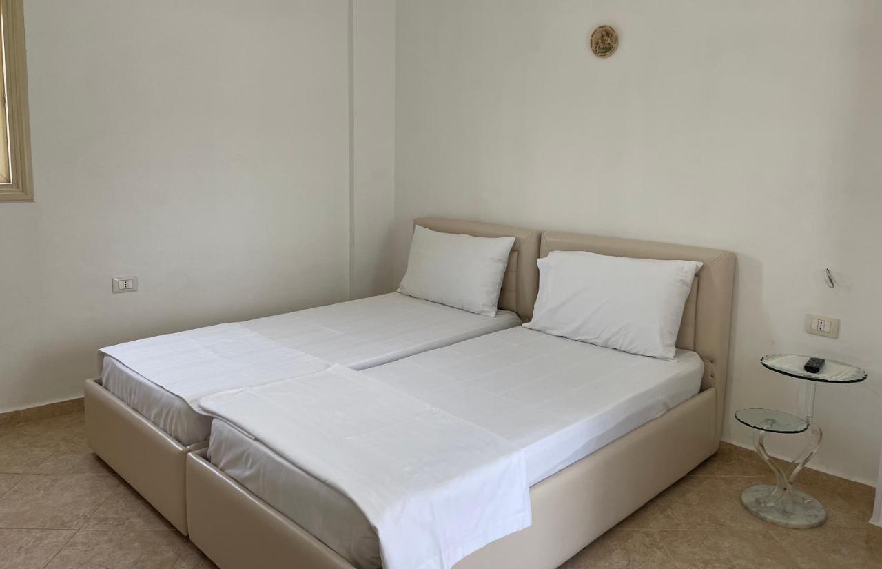 Kristeo Apartamento Vlorë Exterior foto