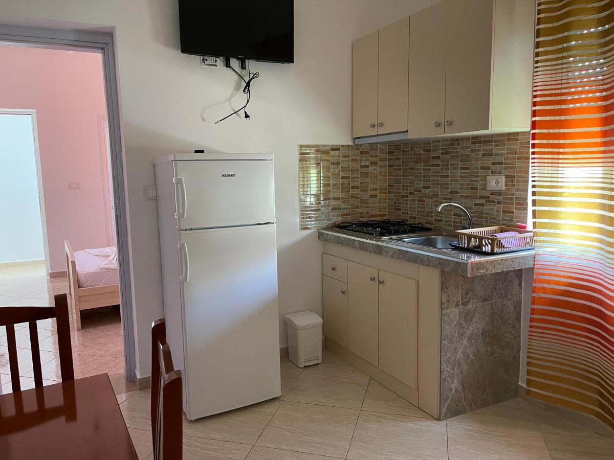 Kristeo Apartamento Vlorë Exterior foto