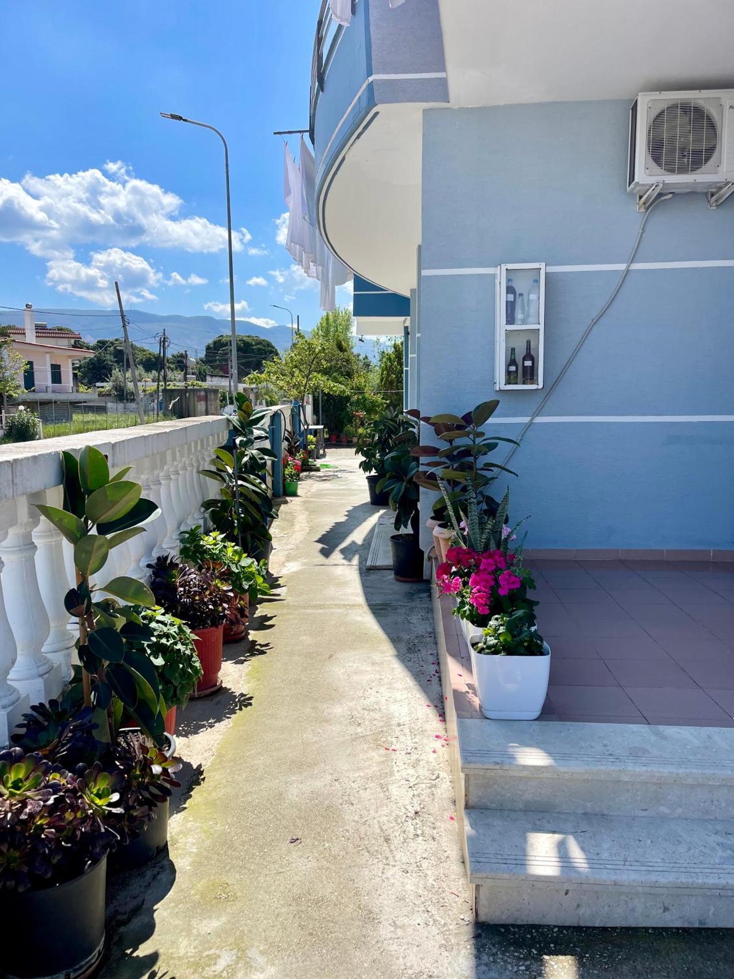 Kristeo Apartamento Vlorë Exterior foto