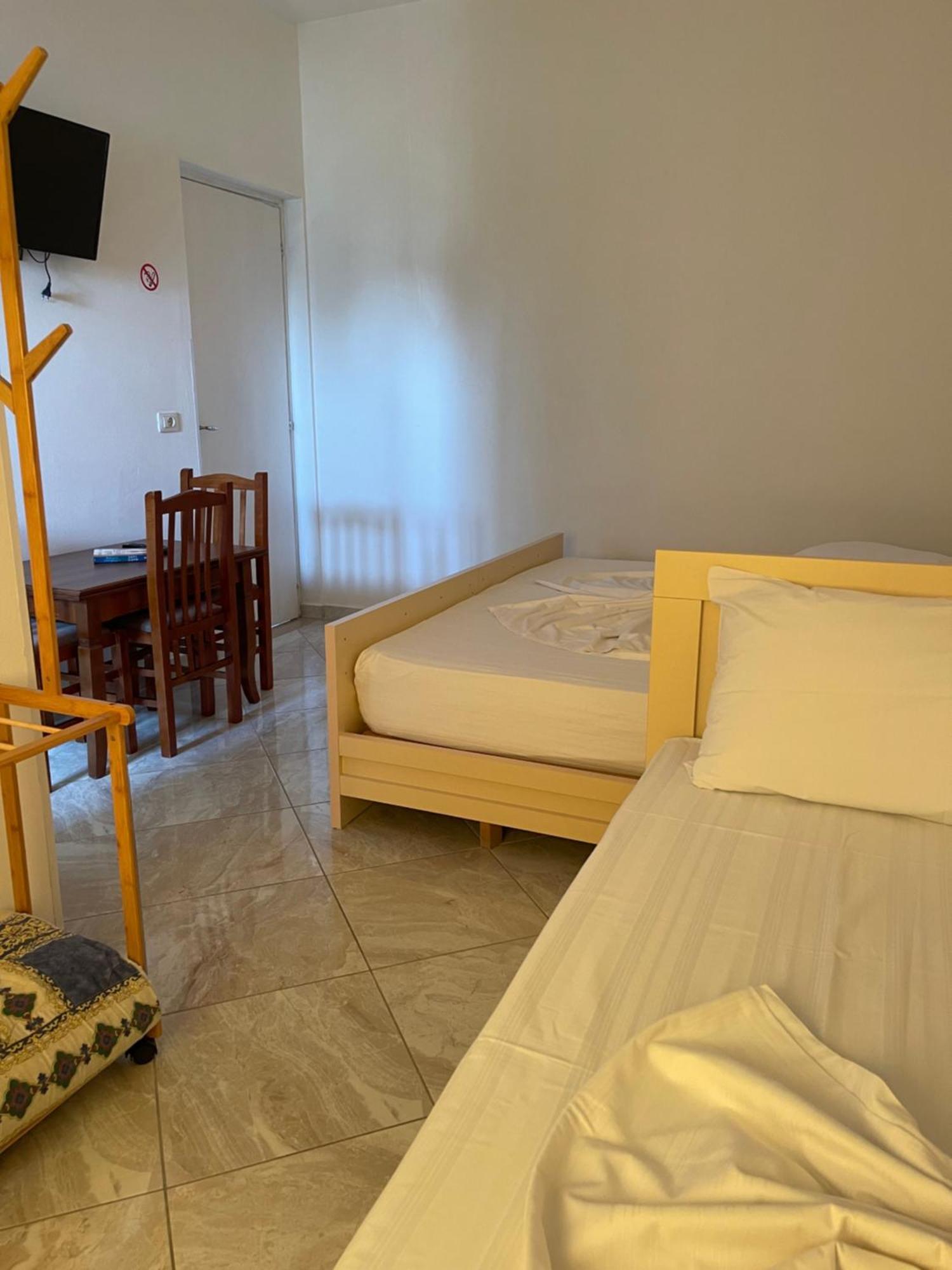 Kristeo Apartamento Vlorë Exterior foto